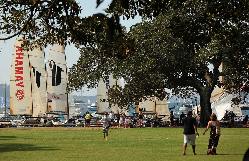 Rigging up at Steyne Park - JJ Giltinan Championships 2011 © Crosbie Lorimer http://www.crosbielorimer.com